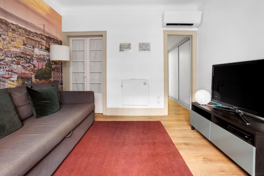 Cozy In Heart Of With Ac! Apartamento Lisboa